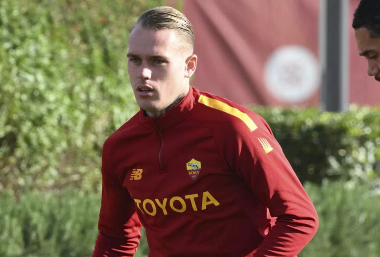 Calciomercato Roma: Karsdorp, Vina e Shomurodov le altre mosse in uscita di Pinto