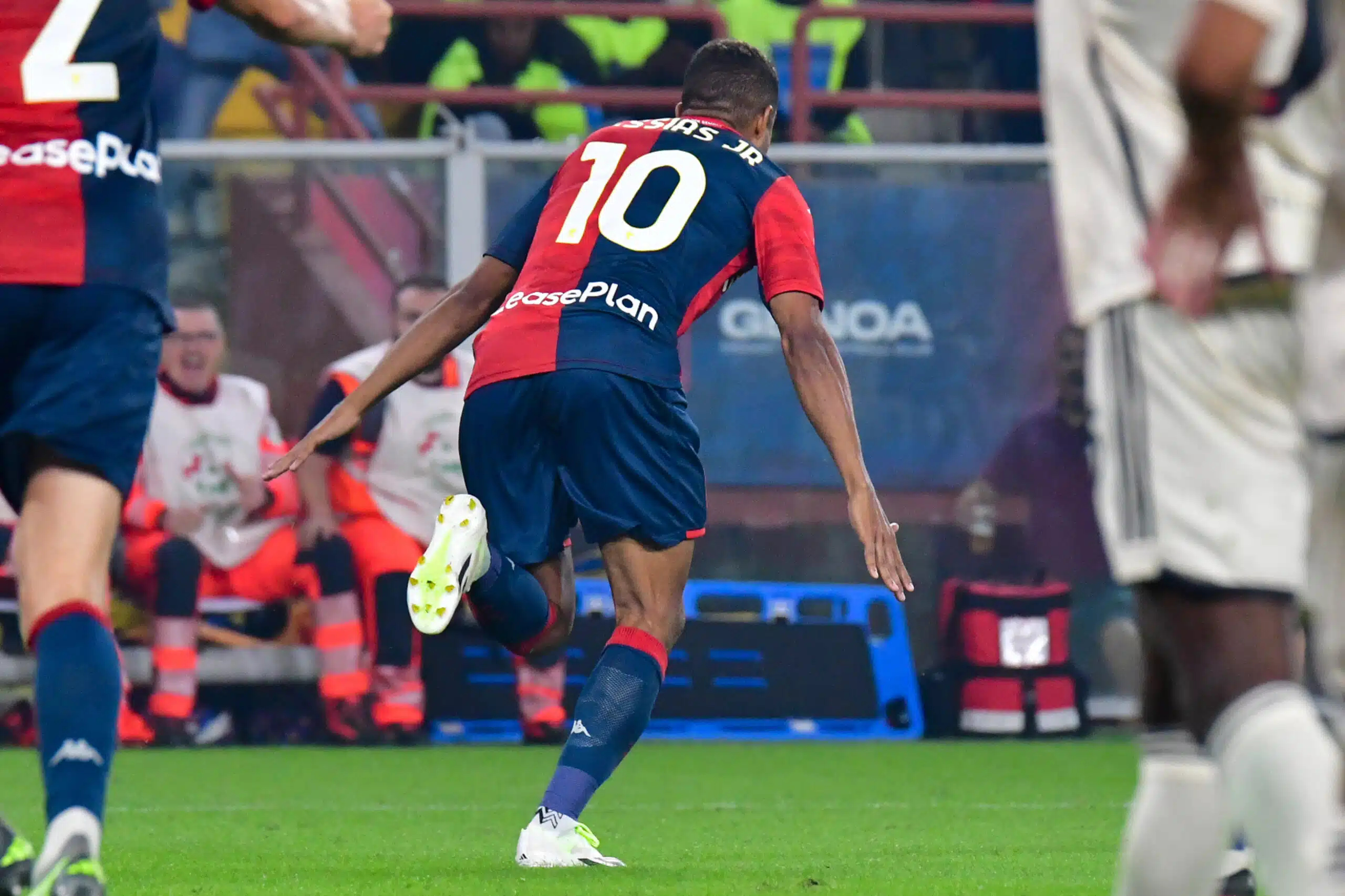 Genoa attacker Junior Messias lauds supporters after 4-1 win over Roma